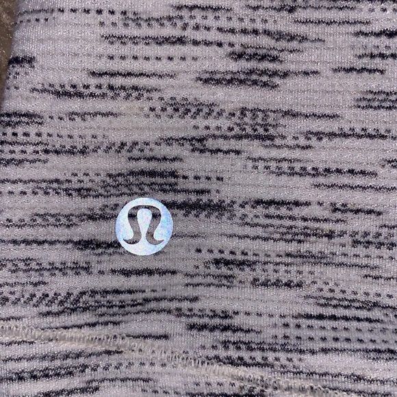 Lululemon heathered tank top open back size US 6 - Picture 3 of 3